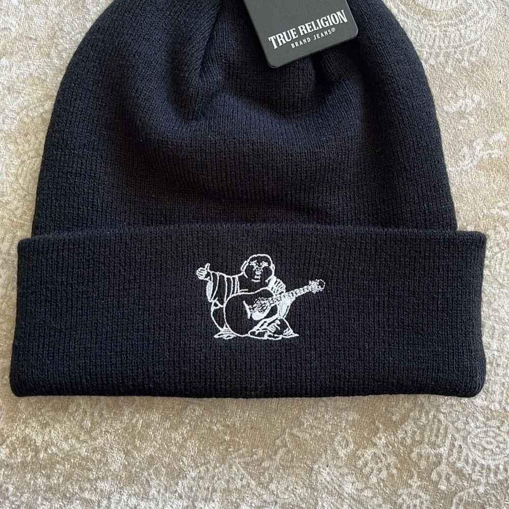 Brand New True Religion Black Knit Beanie Cap Stretch Cuffed Hat Embroidered